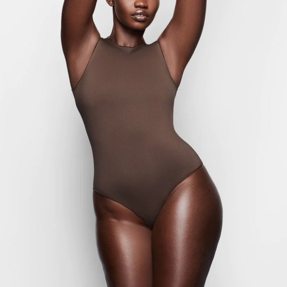 SKIMS Essential Crew Neck Sleeveless Bodysuit - Large - Picture 1 of 7
